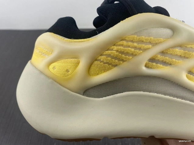 Adidas Safflower 700 Yeezy Mono V3 HP5425 0730